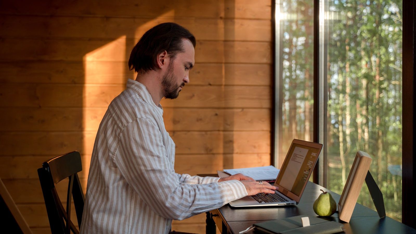 IA et communication : garder sa voix, rester transparent
