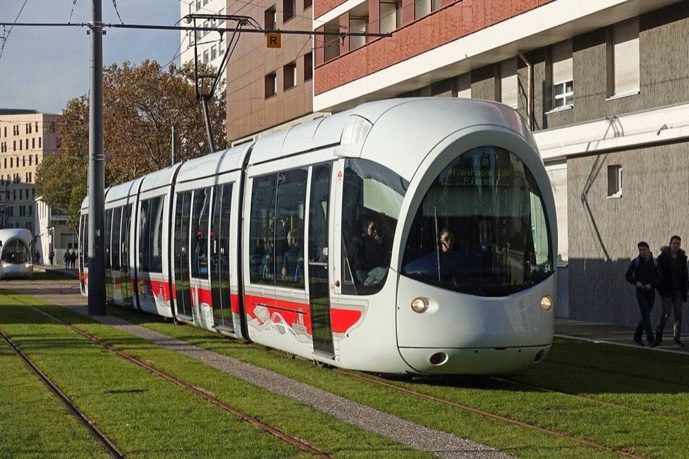Le tramway lyonnais : vos équipes rejoignent le lieu de formation sans voiture