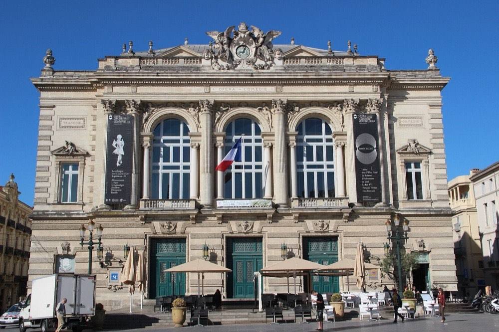 L'Opéra Comédie, sur la place du même nom